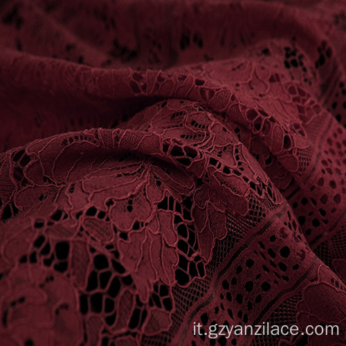 Pizzo Chantilly in cotone floreale rosso